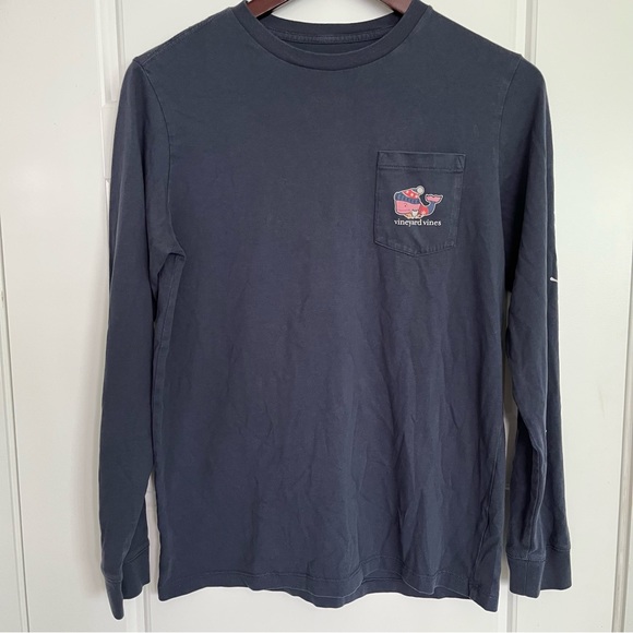 Vineyard Vines BOYS (16) Christmas Hot Chocolate Crewneck Longsleeve Pocket Tee - Picture 2 of 5